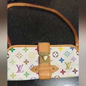 Lv Monogram Pouch!!